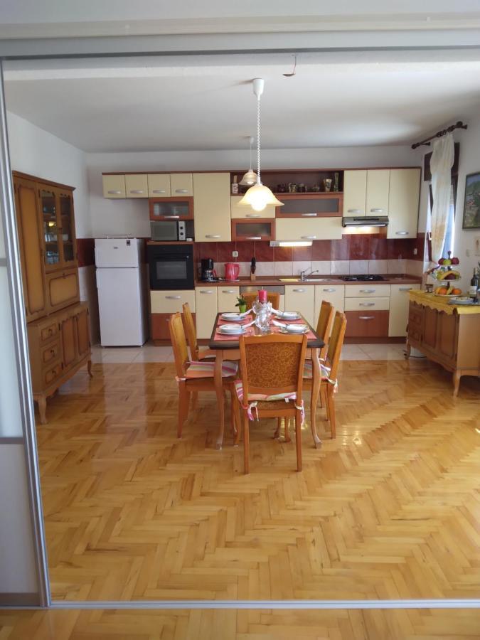 Apartment Meri Трогир Экстерьер фото