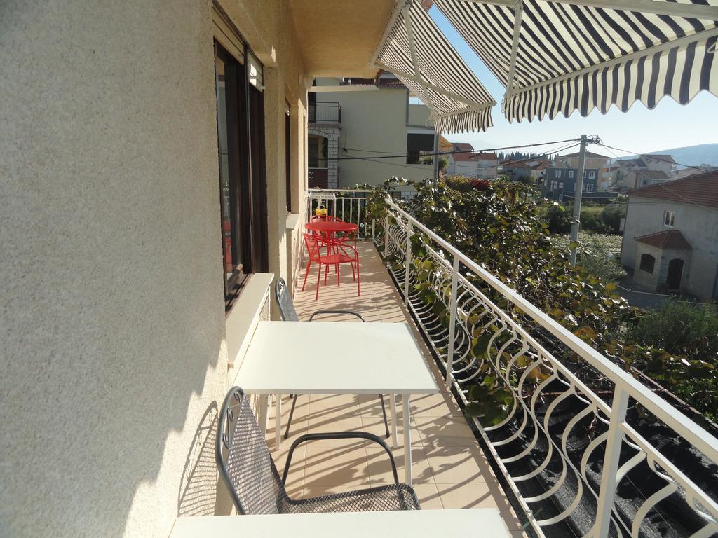 Apartment Meri Трогир Экстерьер фото