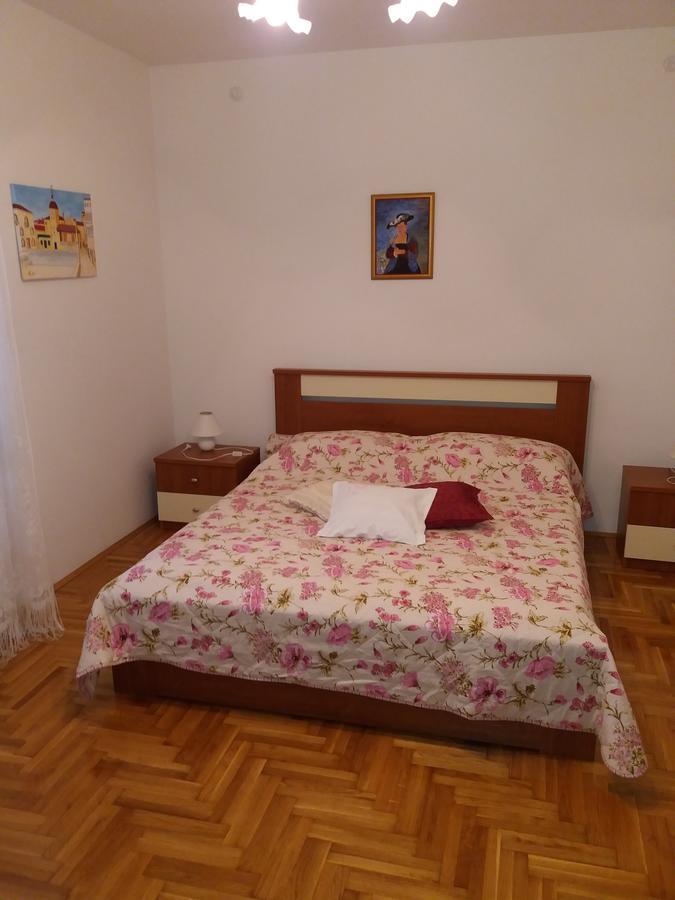 Apartment Meri Трогир Экстерьер фото